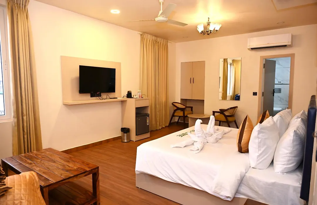 Fabhotel Arka Residency-1